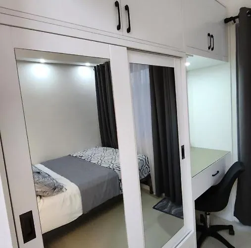 Casa Monocromo マニラ市